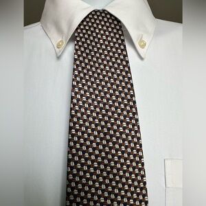 Barneys New York Textured 100% Silk Tie hand made in England.